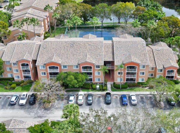 3870 Lyons Road, Coconut Creek, FL 33073