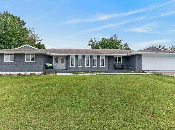 184 Crestwood Drive, Waverly, OH 45690
