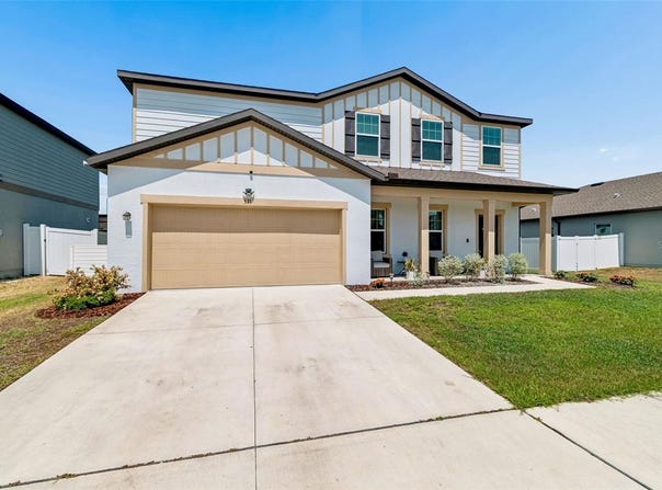 575 OCEAN SPRAY Drive, RUSKIN, FL 33570