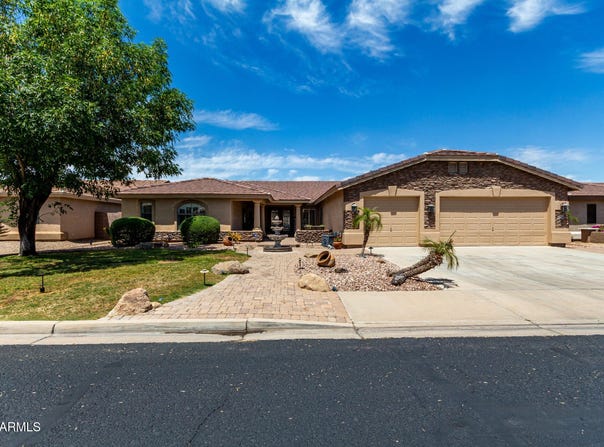 13516 W WINDSOR Boulevard, Litchfield Park, AZ 85340