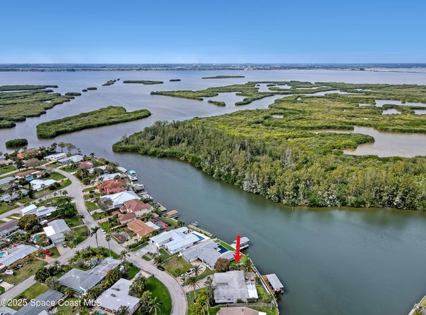 1061 Bali Road, Cocoa Beach, FL 32931