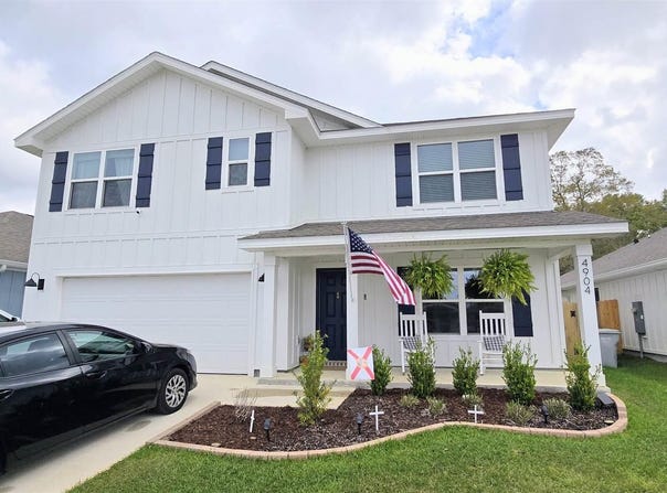 4904 Snipe Rd, Pace, FL 32571
