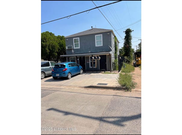 1411 24th Street, Lubbock, TX 79411