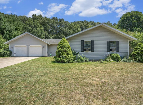 510 Redbud Lane, Middlebury, IN 46540