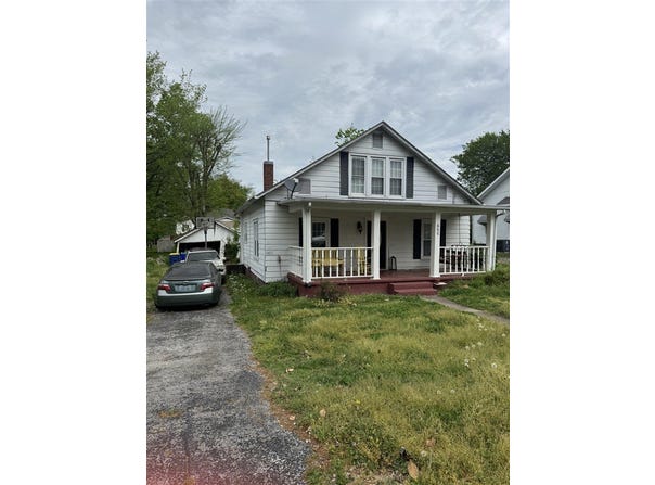 660 W 8th Street, Russellville, KY 42276