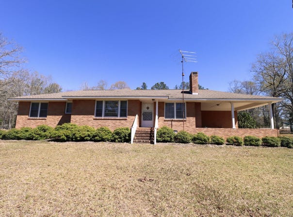 1380 Macedonia Church, Prosperity, SC 29127