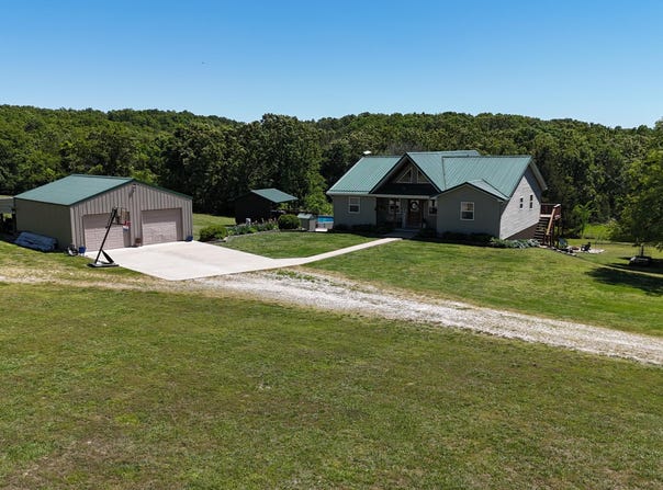 5000 Sanders Drive, Hartville, MO 65667