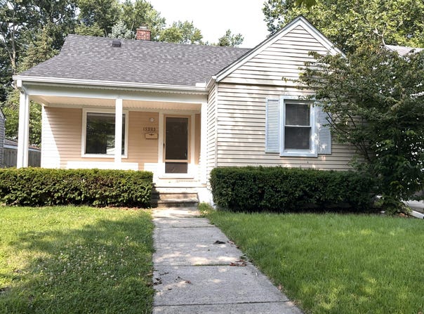 15903 Kinloch Street, Redford, MI 48239