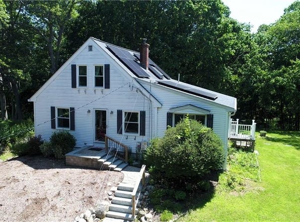 61 Abbotts Crossing Road, Coventry, RI 02816