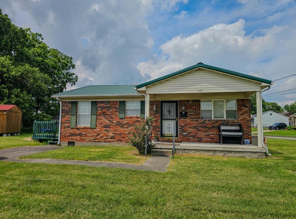 101 John WD Bowling Court, Danville, KY 40422