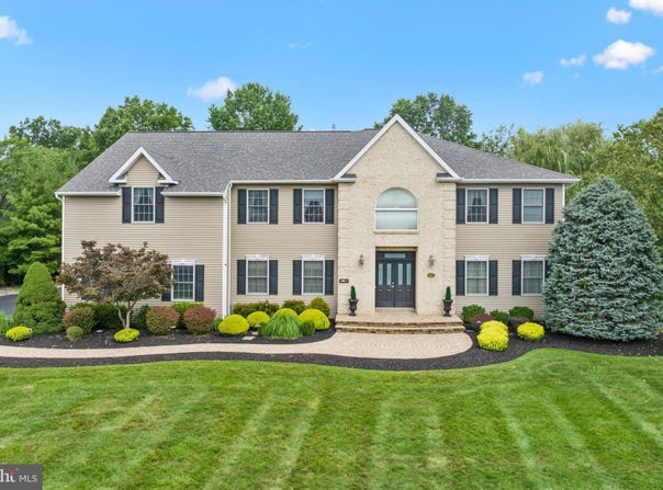 46 ICHABOD CRANE LANE, BELLE MEAD, NJ 08502