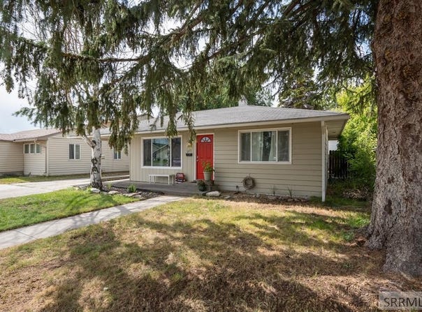 271 W 1st N, Rexburg, ID 83440