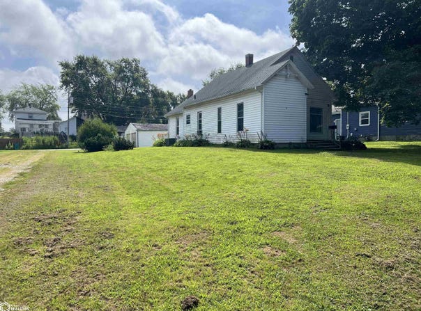 307 N Spruce Street, Creston, IA 50801