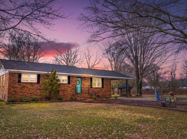 394 Scott Avenue N, Rainsville, AL 35986