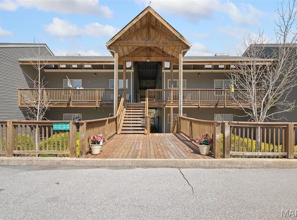 152 Geneva Cove Drive, Innsbrook, MO 63390