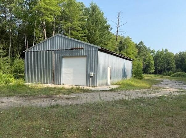 233 Sunset Drive, Roscommon, MI 48653