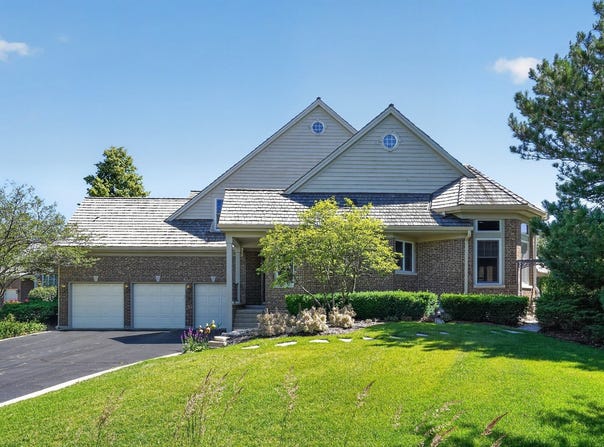 21896 W Vernon Ridge Drive, Ivanhoe, IL 60060
