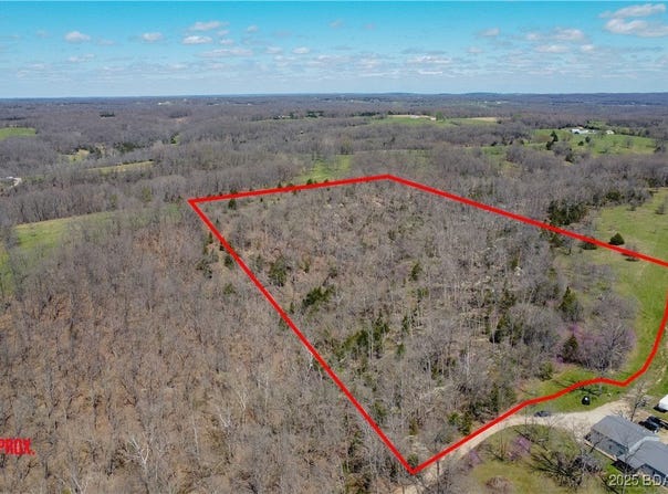 80 Adams Road, Eldon, MO 65026