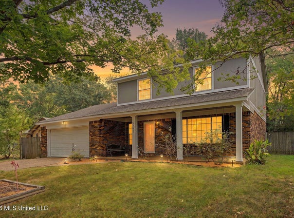 5797 Redbud Cove, Horn Lake, MS 38637