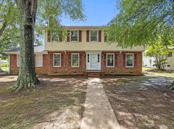 223 Shadowbrook Drive, Burlington, NC 27215
