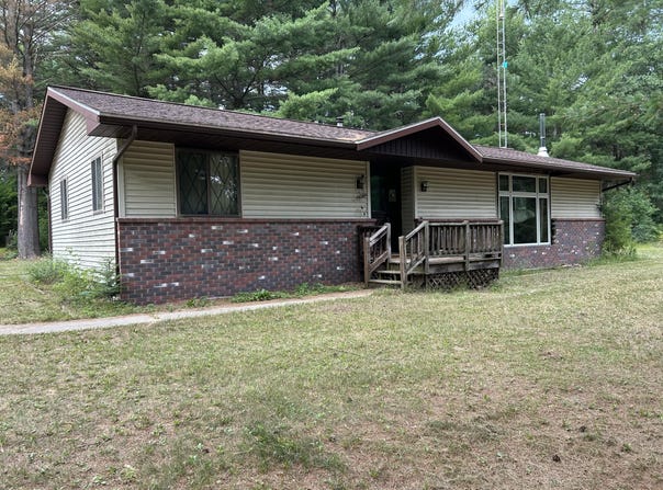 2165 E Cherry Creek Rd, Fairview, MI 48621