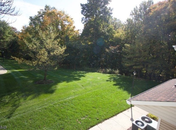 10 Quincy Ct, Bedminster Twp., NJ 07921-1832