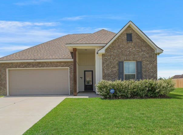 216 Weaver Way, Maurice, LA 70555