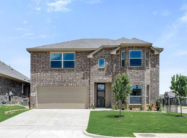 8200 Leopard Pass, Godley, TX 76044