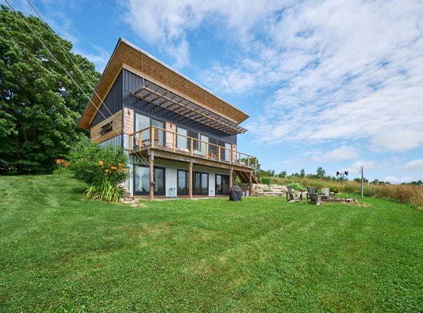 293 Old County Road, Knox, ME 04986