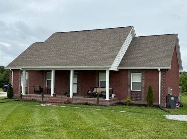 899 Sneed Blvd, Lafayette, TN 37083