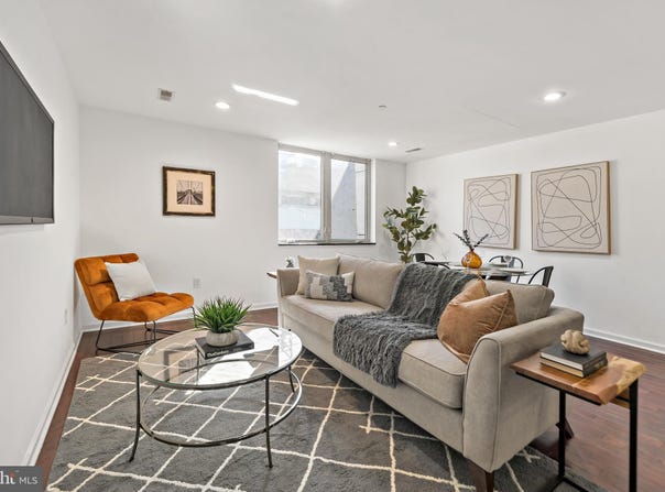 1814 FRONT ST, PHILADELPHIA, PA 19122