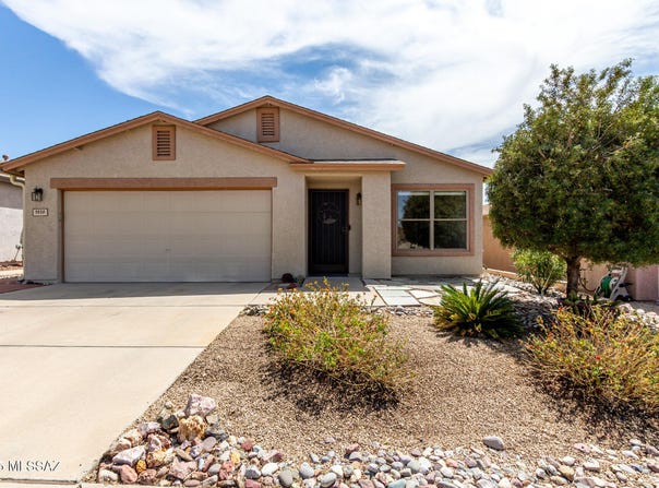 9850 E Rocky Wash Drive, Tucson, AZ 85748