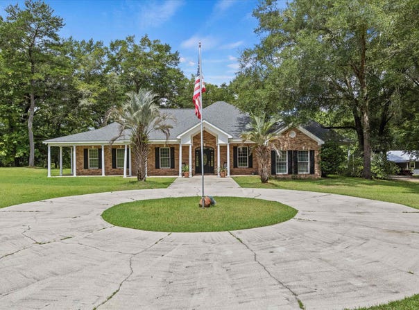761 Bear Creek Road, Quincy, FL 32351