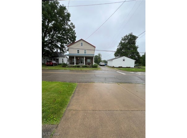 26938 County Rd 1, Coshocton, OH 43812
