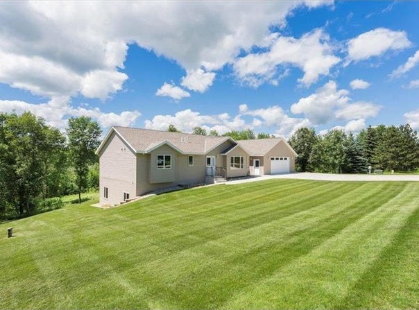9032 Breezy Circle NW, Alexandria, MN 56308