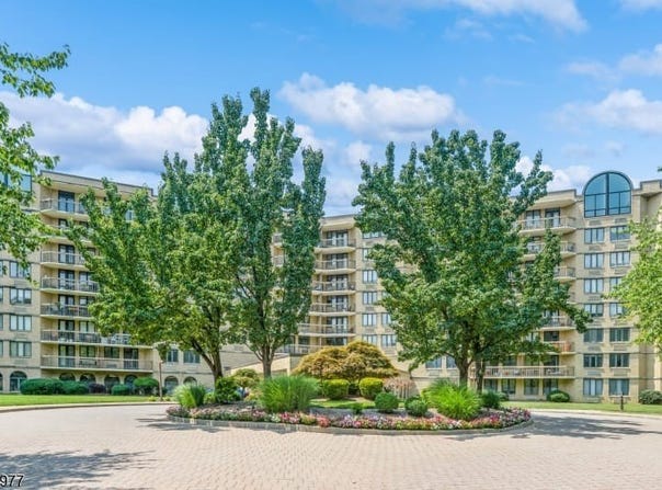 10 Smith Manor Blvd, West Orange Twp., NJ 07052