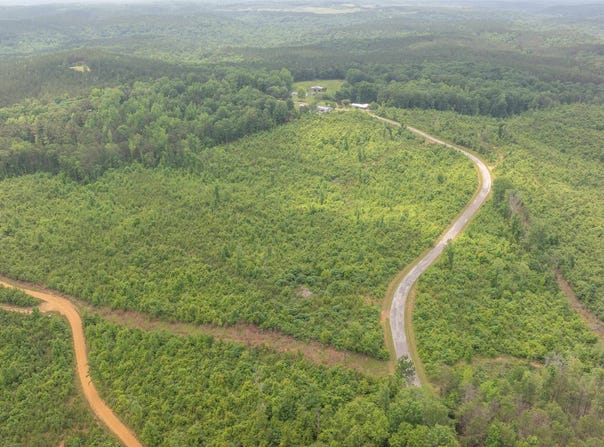 000 S Hoggle Ridge Rd, Haleyville, AL 35565