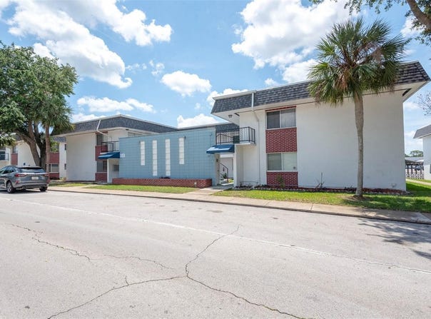 303 RIDGE BOULEVARD, DAYTONA BEACH, FL 32119