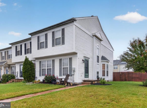 202 DARLING Street, NEWARK, DE 19702
