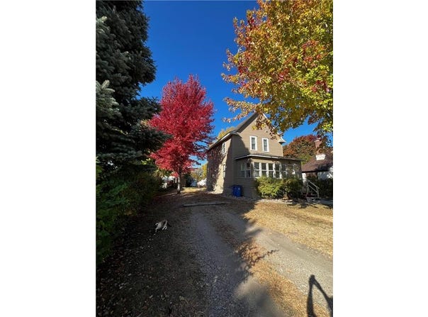 821 3rd Avenue, Madison, MN 56256