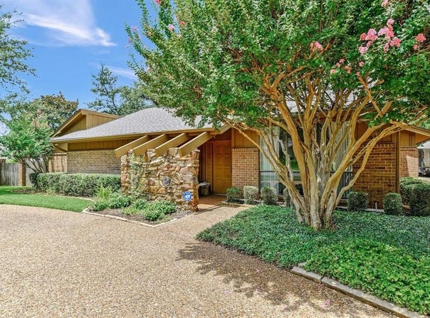 2414 Meadows Lane, Sherman, TX 75092