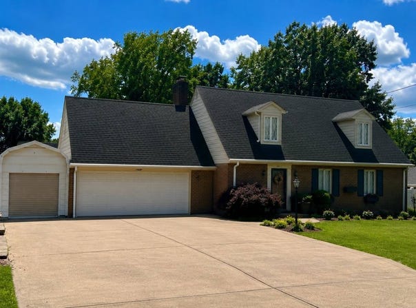 602 Grandview Dr, Spencer, WV 25276