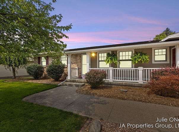 4059 Ponca Drive SW, Grandville, MI 49418