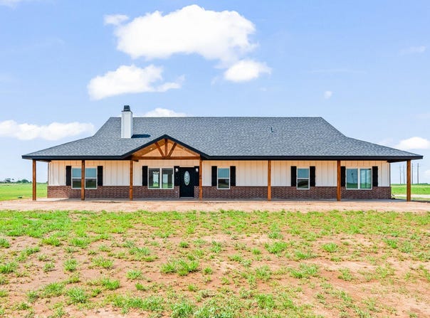 9334 County Rd 5330, Shallowater, TX 79363