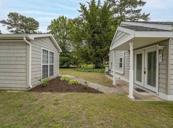 611 1st Street, Somers Point, NJ 08244