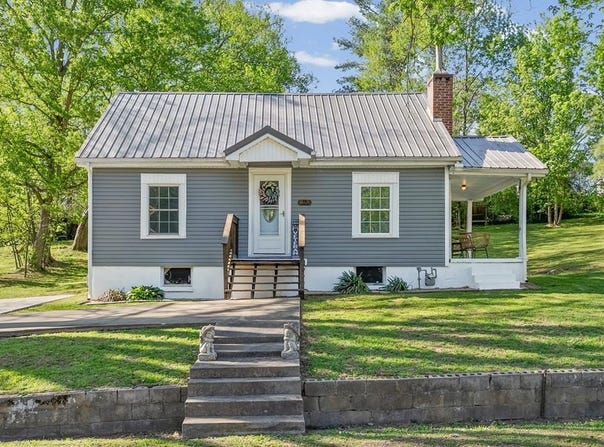 59 Perry St, CADIZ, KY 42211