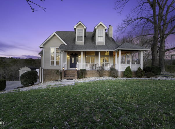 2022 James Road, Sevierville, TN 37876