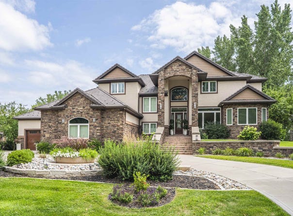 442 Firethorn Trail, Dakota Dunes, SD 57049