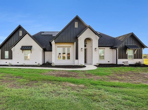 252 Harvard Lane, Springtown, TX 76082