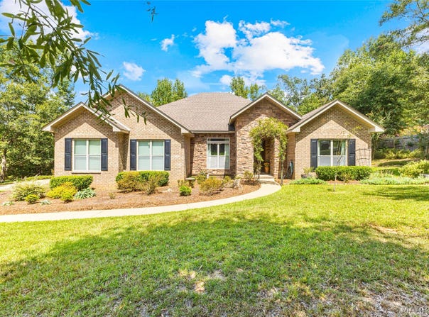 190 Forest Cove, Wetumpka, AL 36093